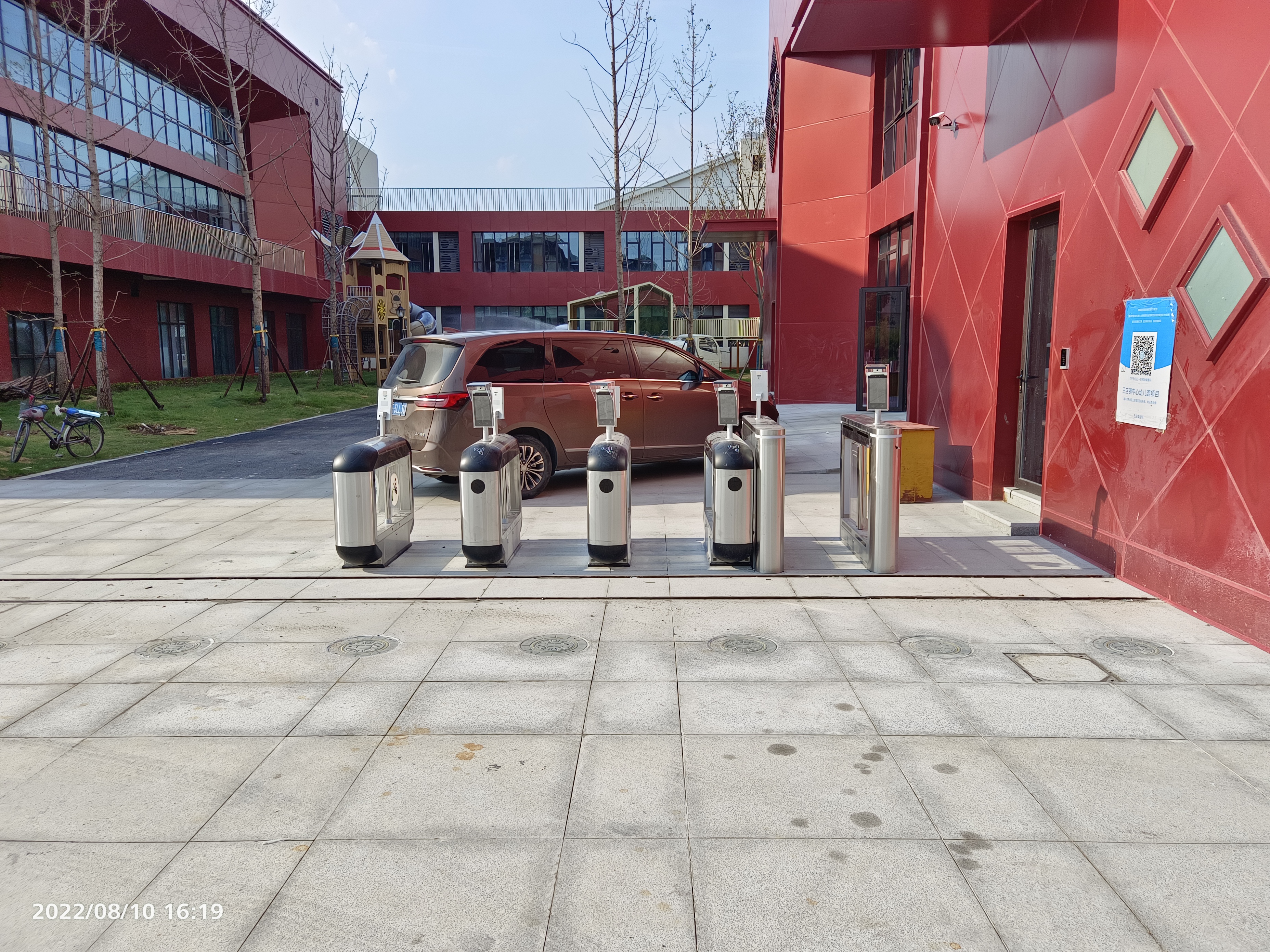 我司通道閘入駐嘉興市秀洲區(qū)王店鎮(zhèn)中心幼兒園